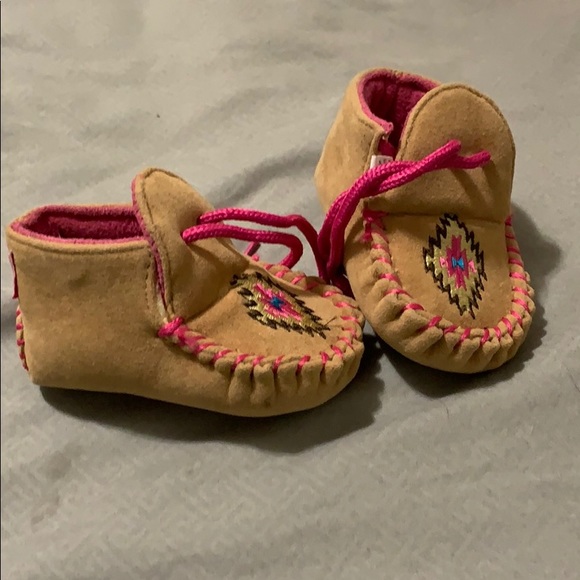 infant girl moccasins